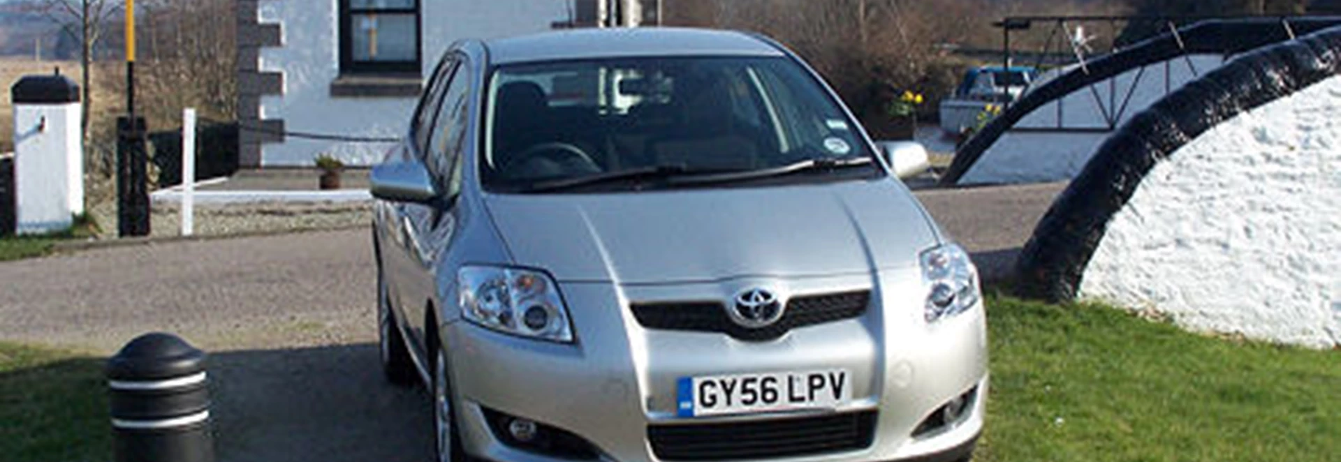 Toyota Auris 1.6 VVT-i T3 Five-Door (2007)